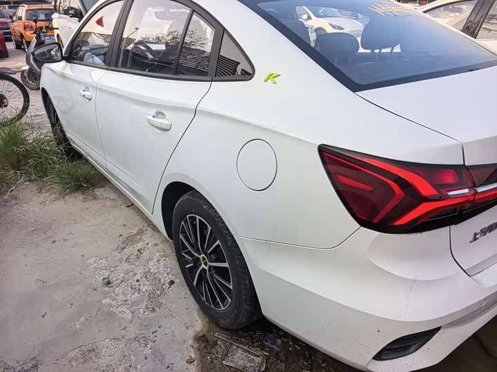 Roewe i5, 2023 — фото 7 из 7