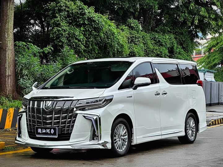 Toyota Vellfire, 2022 — купить в Санкт-Петербурге под ключ