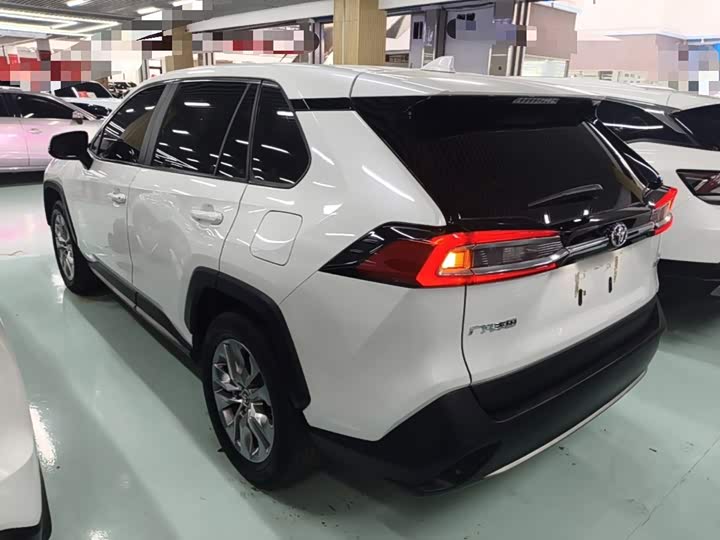 Toyota Wildlander, 2021 — фото 5 из 9