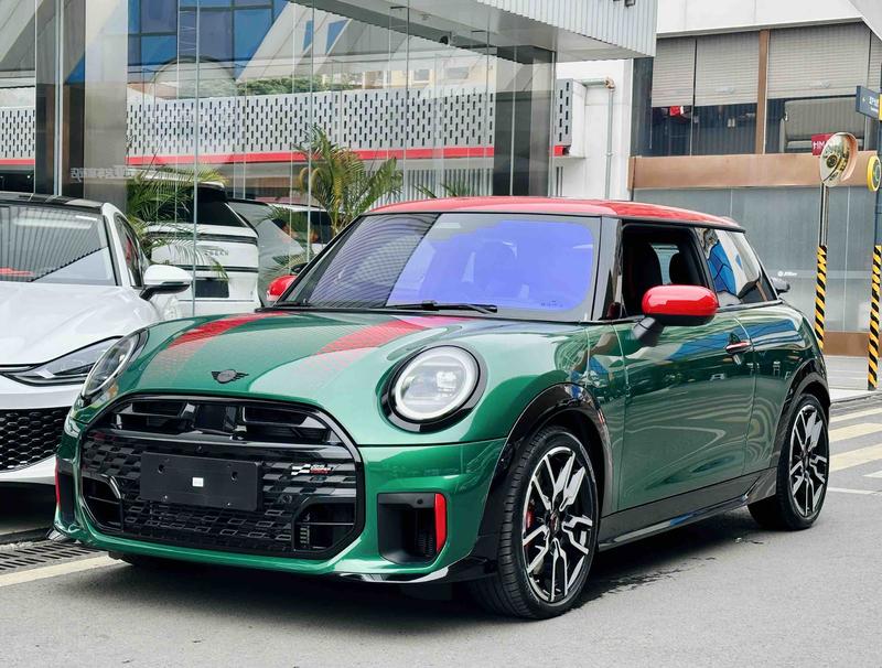Mini Mini JCW, 2025 — купить в Смоленске под ключ
