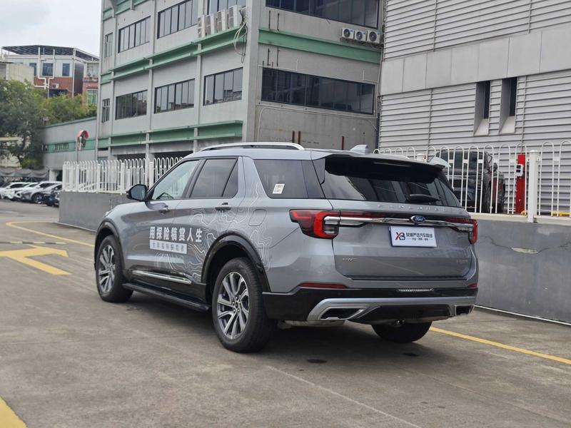 Ford Explorer, 2025 — фото 4 из 12
