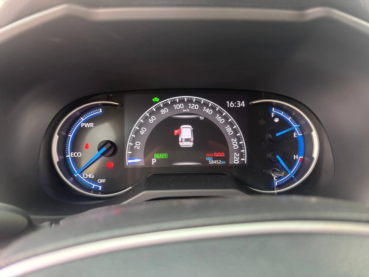 Toyota Rav4, 2021 — фото 7 из 12