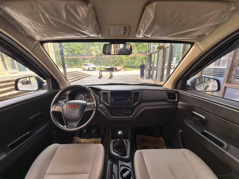 Wuling Hongguang V, 2024 — фото 7 из 9