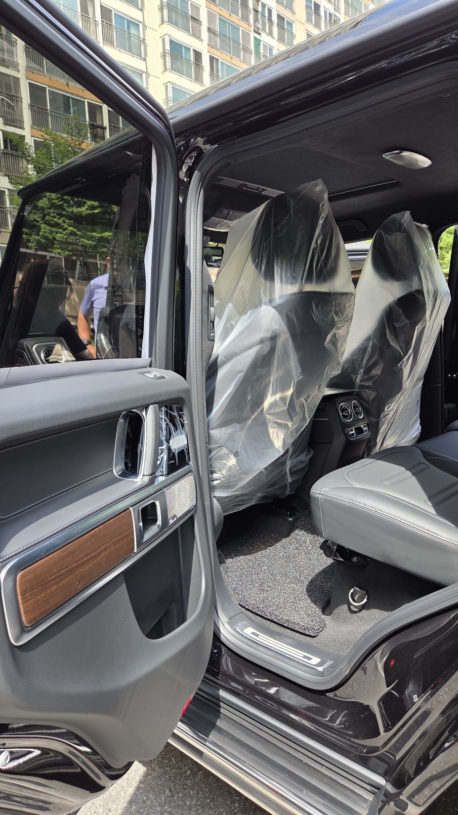 Mercedes-Benz G-Class, 2026 — фото 10 из 12