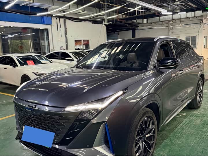 Changan Oshan Z6 Hybrid, 2023 — купить в Перми под ключ