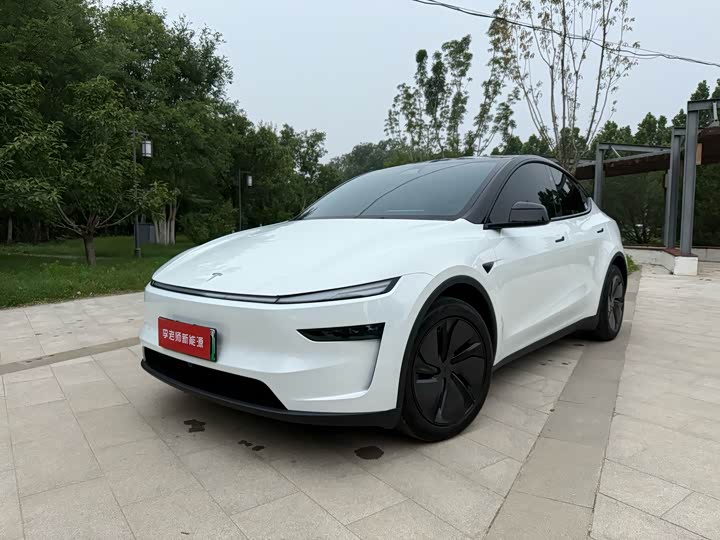 Tesla Model Y, 2024 — купить в Владимире под ключ