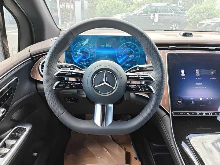 Mercedes-Benz EQE SUV, 2025 — фото 3 из 5