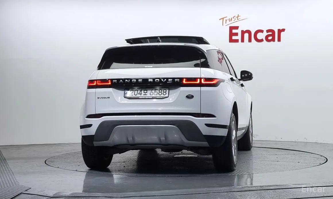 Land Rover Range Rover Evoque, 2022 — фото 4 из 12