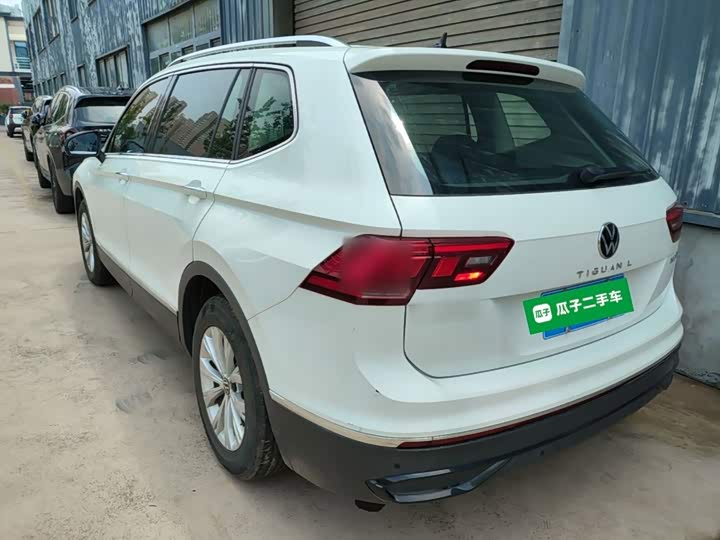 Volkswagen Tiguan L Pro, 2024 — фото 5 из 9