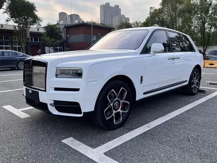 Rolls-Royce Cullinan, 2024 — купить в Костроме под ключ