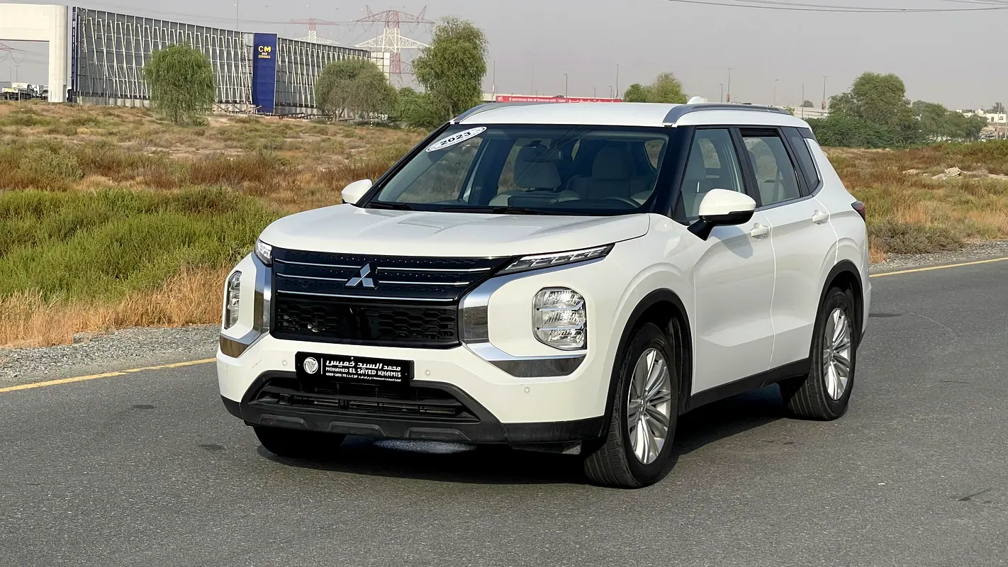 Mitsubishi Outlander, 2023