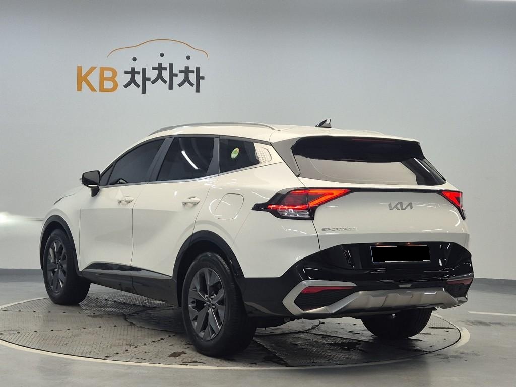 Kia Sportage, 2022 — фото 2 из 12