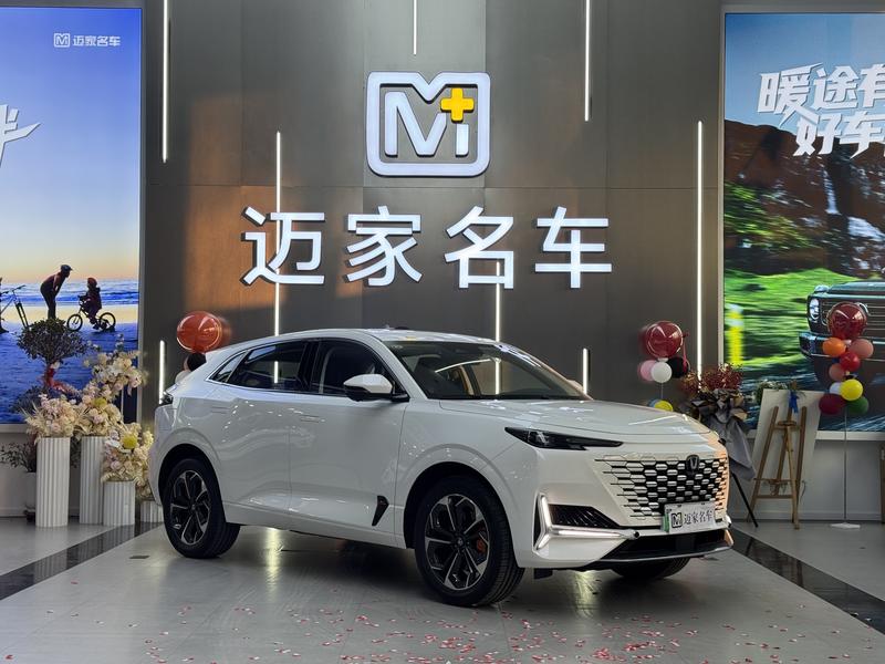 Changan UNI-K Hybrid, 2025 — фото 3 из 11