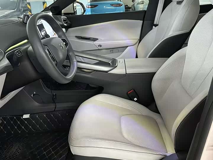 BAIC Arcfox Alpha S5, 2024 — фото 9 из 9