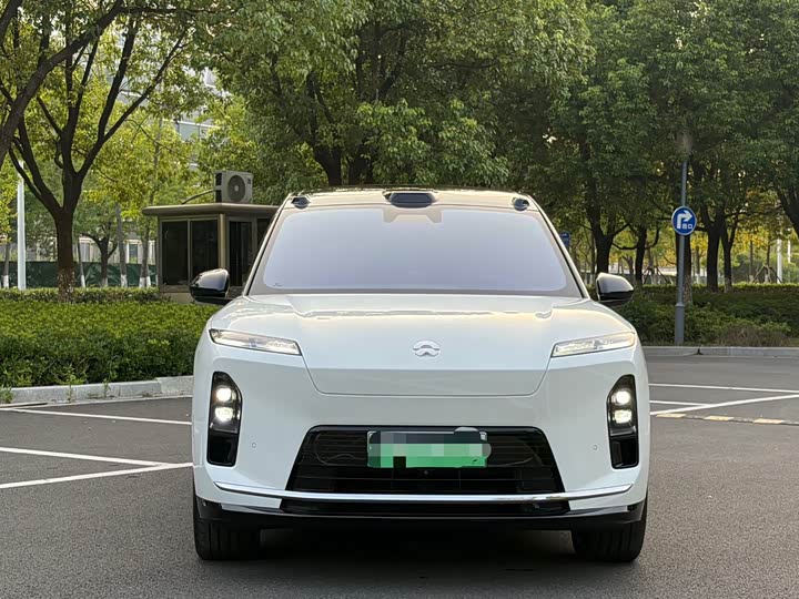 Nio ES8, 2025 — фото 3 из 9
