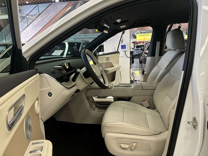 Toyota bZ3X, 2025 — фото 7 из 9