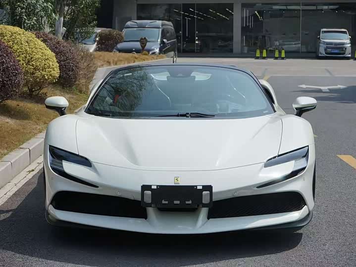 Ferrari SF90, 2025 — купить в Ульяновске под ключ