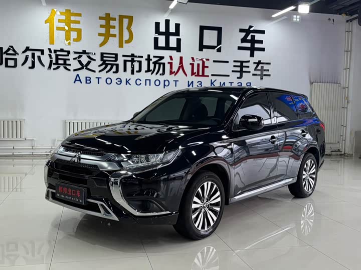 Mitsubishi Outlander, 2022 — купить в Саратове под ключ
