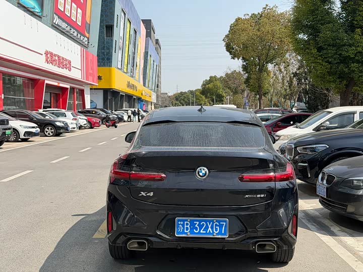 BMW X4, 2022 — фото 6 из 7