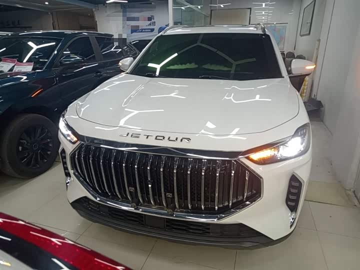 Jetour X70 Plus, 2023 — фото 3 из 9