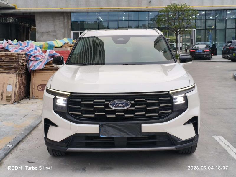 Ford Edge, 2024 — фото 2 из 10