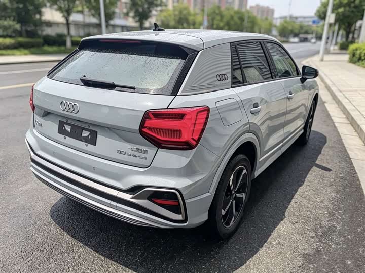 Audi Q2L e-tron, 2022 — фото 4 из 9