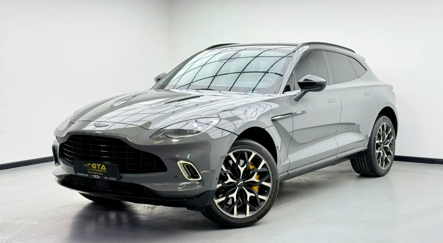 Aston Martin DBX, 2022