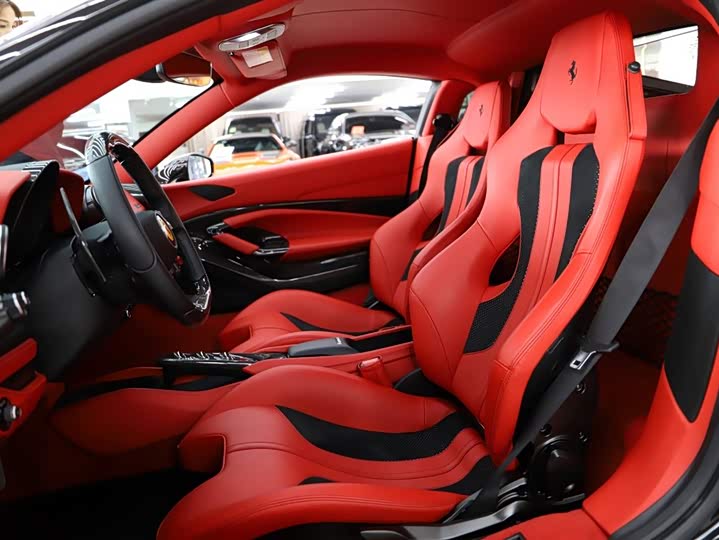 Ferrari F8, 2021 — фото 6 из 9