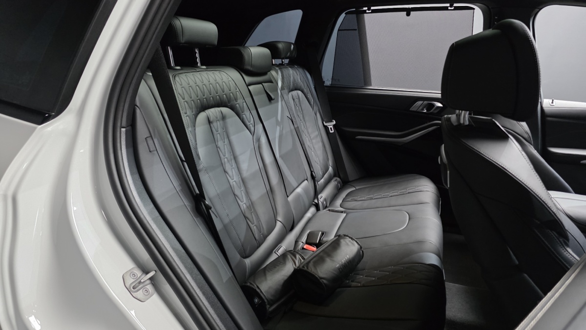 BMW X5, 2025 — фото 10 из 12