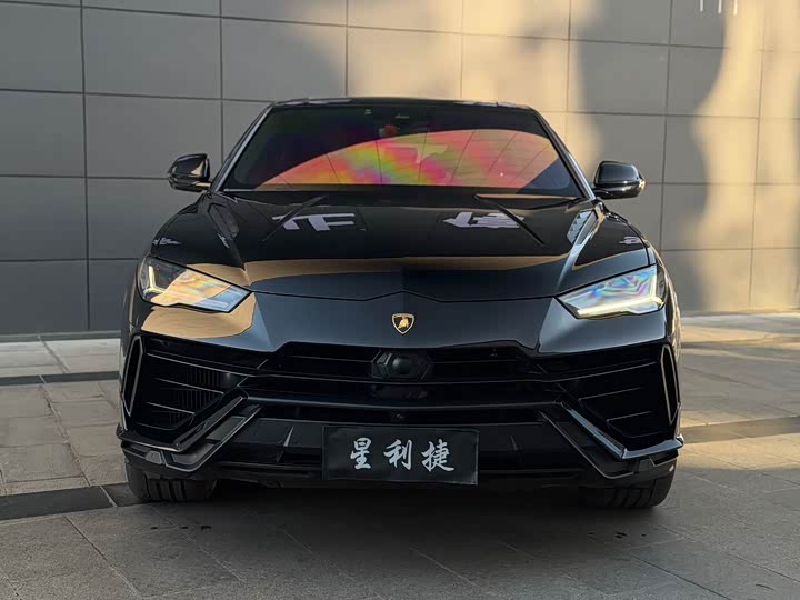 Lamborghini Urus, 2023 — фото 2 из 12