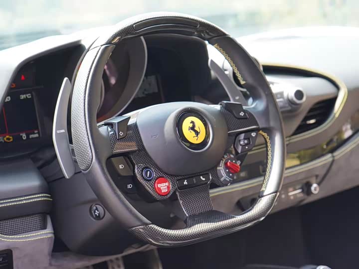 Ferrari F8, 2022 — фото 8 из 9