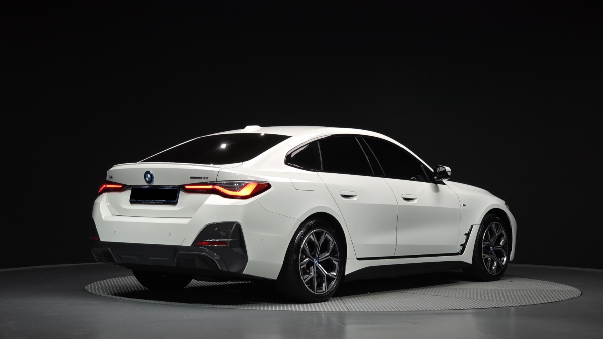 BMW i4, 2024 — фото 2 из 12
