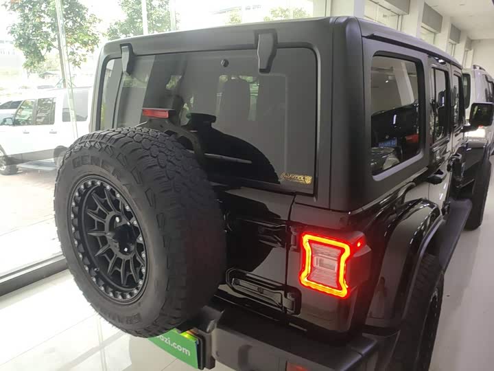 Jeep Wrangler, 2023 — фото 4 из 9