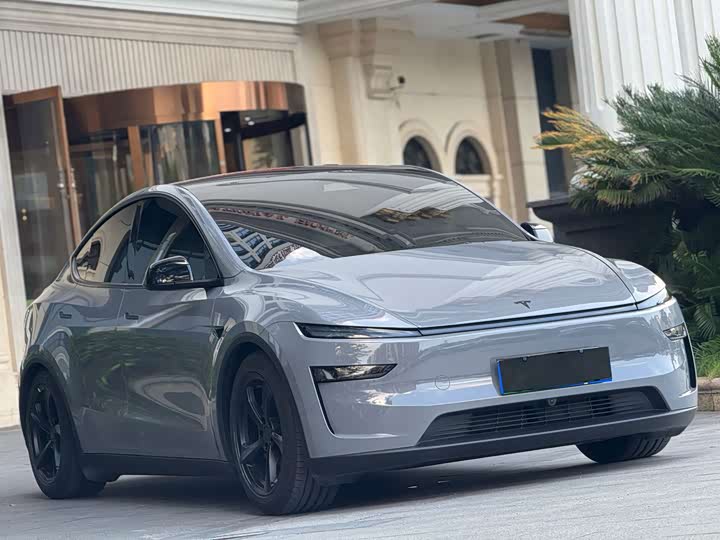 Tesla Model Y, 2024 — фото 3 из 9