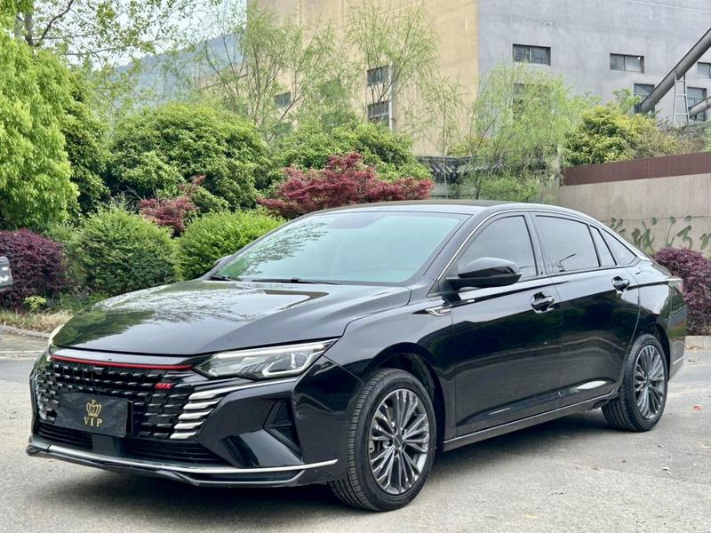 Dongfeng Aeolus Yixuan Max, 2022 — купить в Казани под ключ