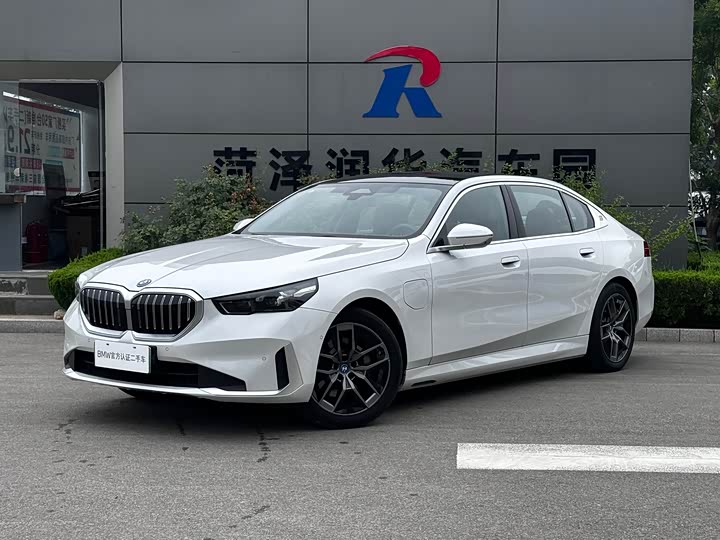 BMW i5, 2025 — купить в Санкт-Петербурге под ключ