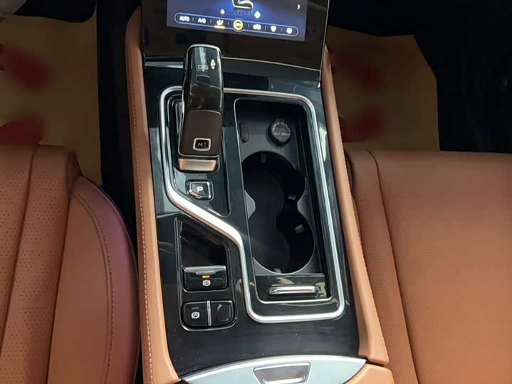 Bestune T99, 2023 — фото 7 из 9