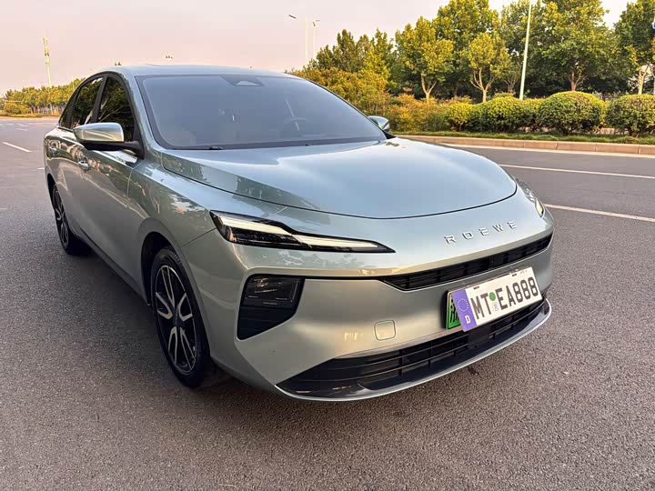 Roewe D6, 2025 — фото 3 из 9