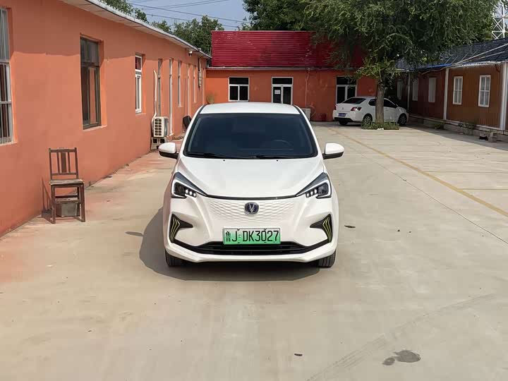Changan BenBen E-Star, 2022 — фото 2 из 9