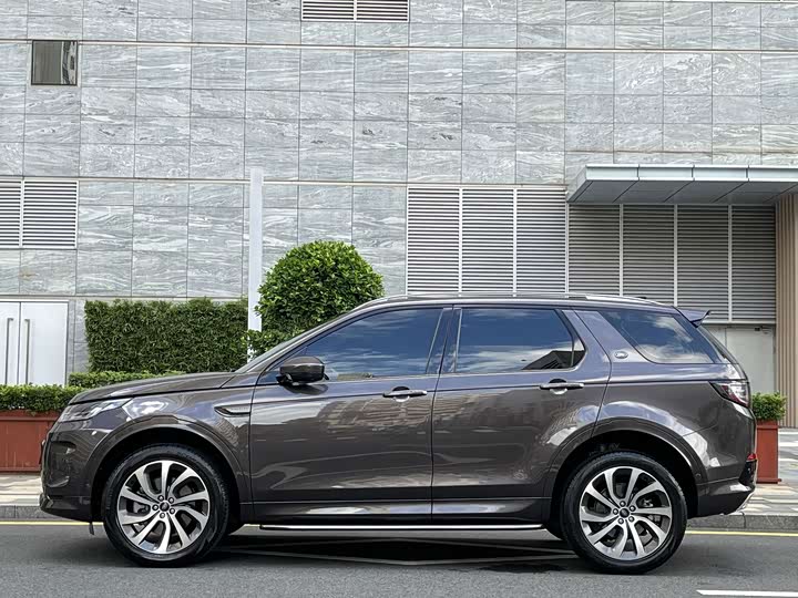 Land Rover Discovery Sport, 2023 — фото 3 из 9