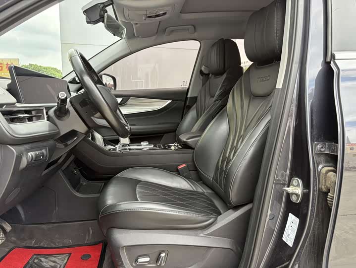 Chery Tiggo 8 Plus Hybrid, 2022 — фото 5 из 9
