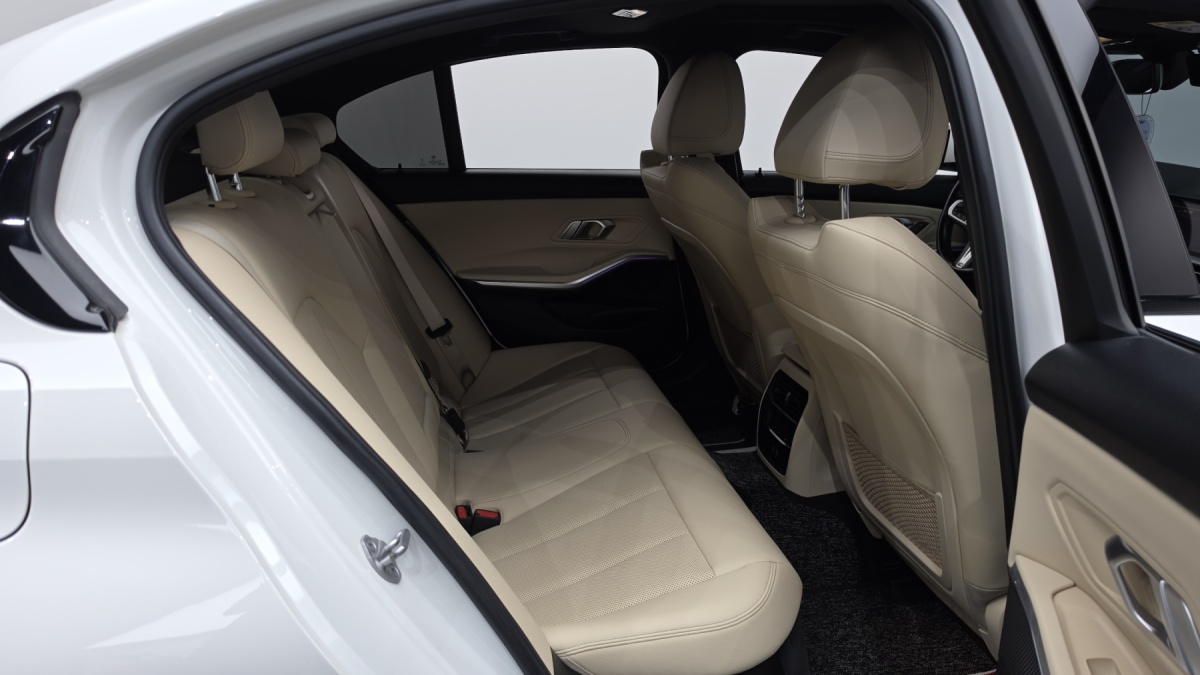 BMW 3 Series, 2022 — фото 10 из 12