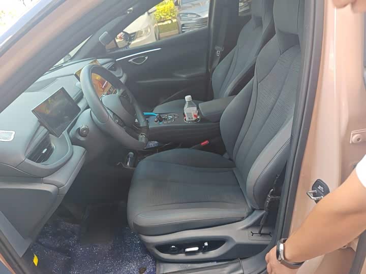 BYD Seal 06 GT, 2024 — фото 8 из 9