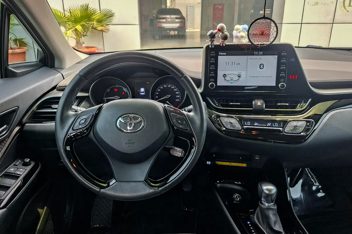 Toyota C-HR, 2023 — фото 10 из 10
