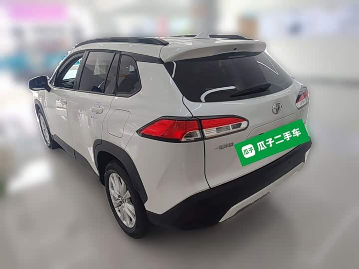 Toyota Corolla Cross, 2024 — фото 9 из 9