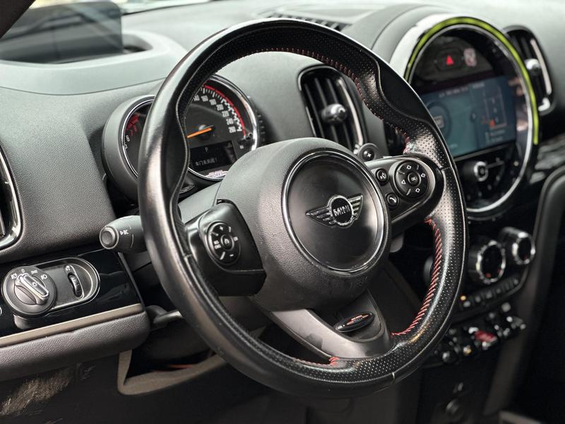 Mini Countryman JCW, 2021 — фото 10 из 12