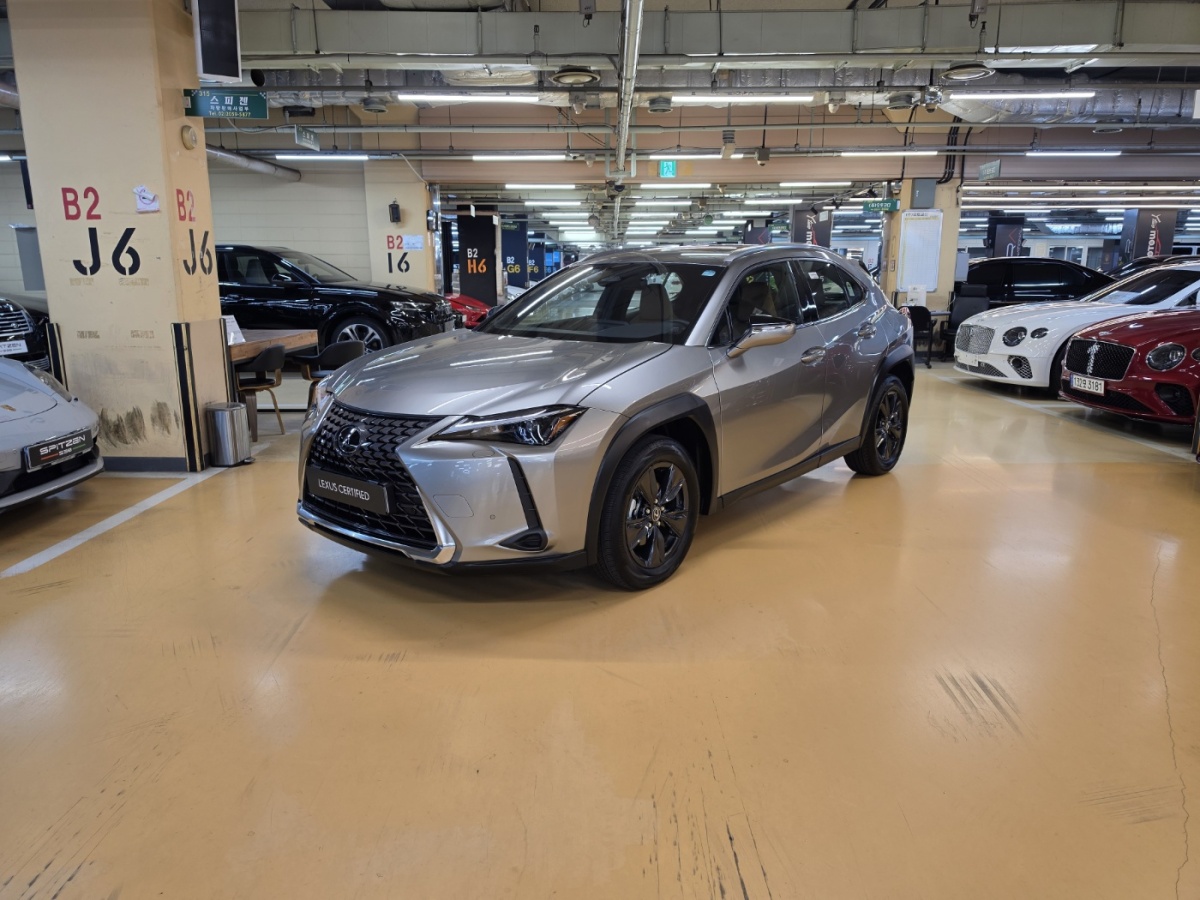 Lexus UX, 2025 — купить в Орле под ключ