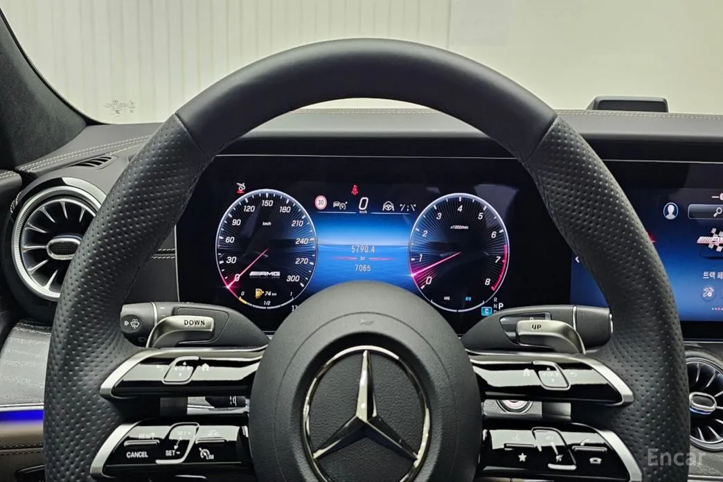 Mercedes-Benz AMG GT, 2025 — фото 8 из 12