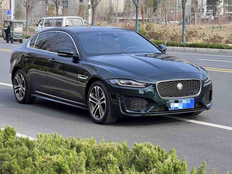 Jaguar XE L, 2023 — фото 2 из 9