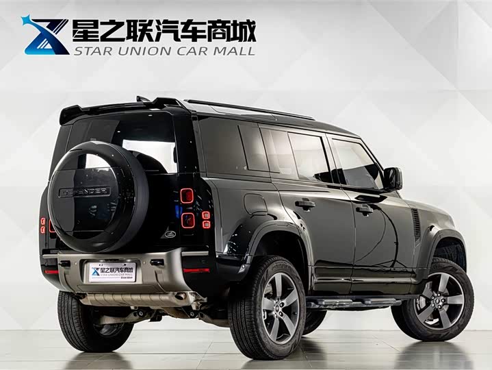 Land Rover Defender, 2025 — фото 6 из 9